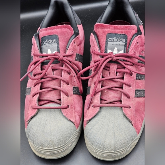 Men's Adidas Superstar Sueded Pale Red, Grey, and Black Shoes - Size 9.5 - Picture 6 of 7